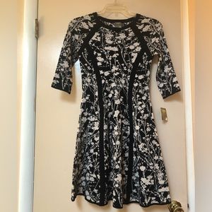 Taylor Black And Cream Floral Sweater Dress New With Tag Size S